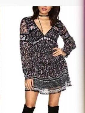 FREE PEOPLE Cherry Blossom Embroidered Lace Mini Dress Size 8